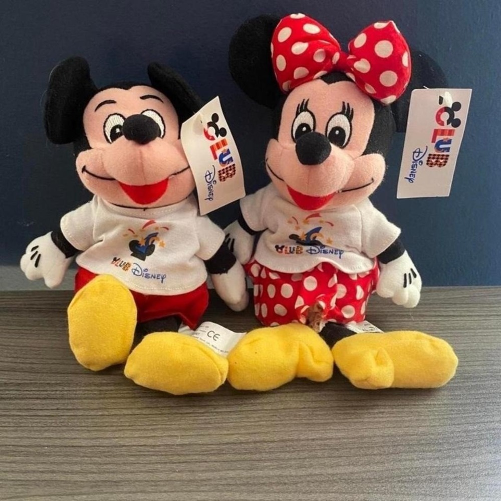 NWT‎ Disney club Mickey and  Minnie mouse set plush